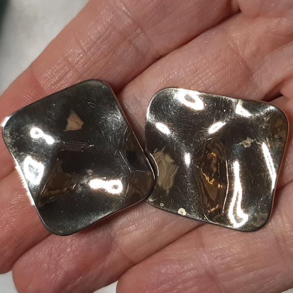 3 pair Post Earrings - Picture 6 of 6